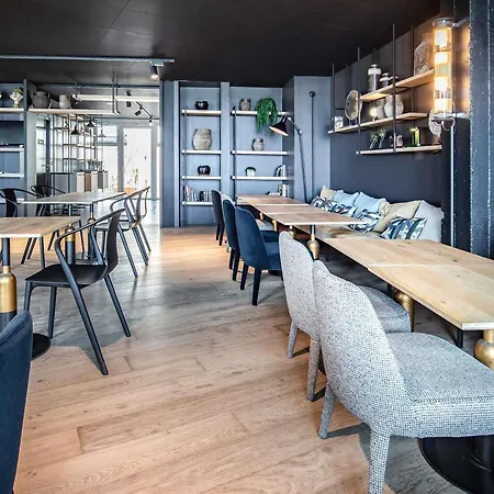 Hotel Mercure St Malo Front De 4*