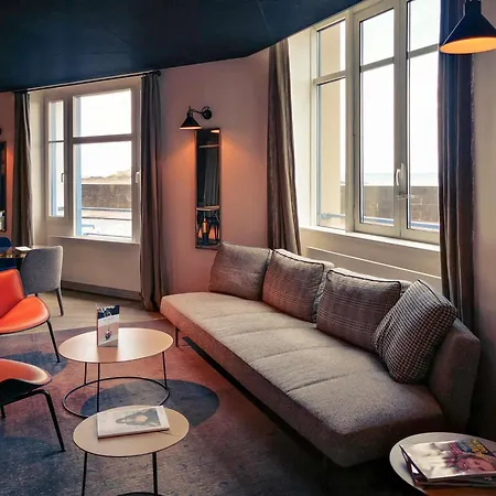 Mercure St Malo Front De Hotel 4*